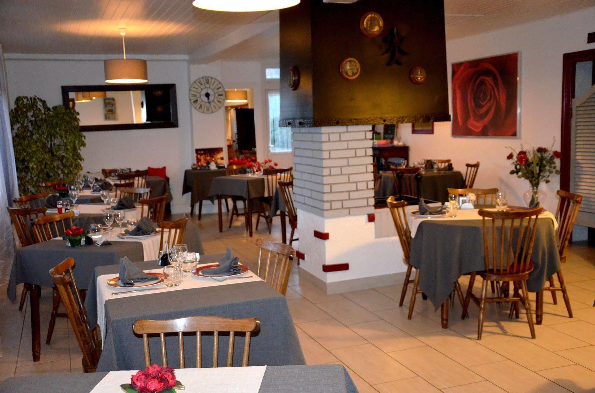 Hotel Le Week-End Plouider Kültér fotó